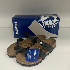 Birkenstock Mayari Women’s in excellent condition.